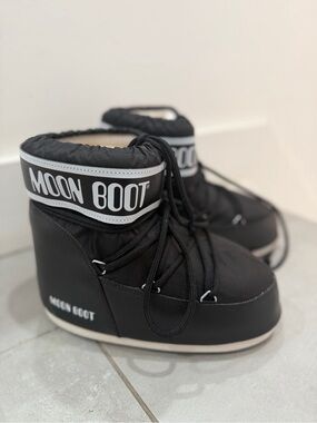 Moon Boot Icon Low Black Snow Boots  Excellent Condition